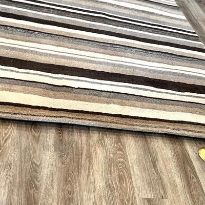 POTTERYBARN WOOL RUG 5X8
