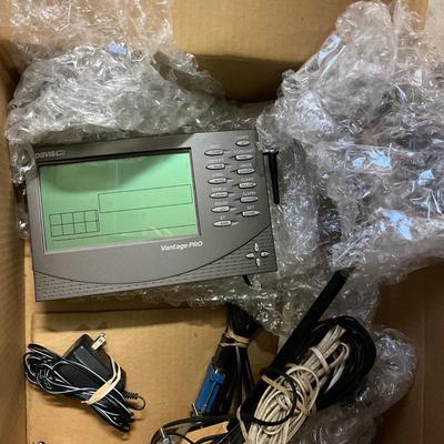 1739 Davis Vantage Pro Weather System