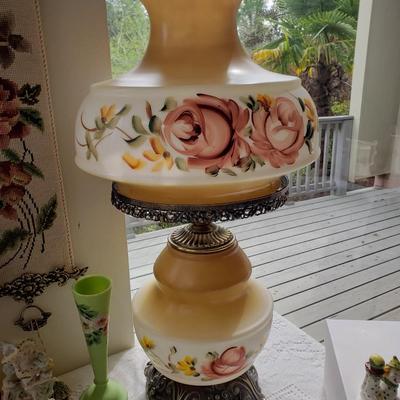 Vintage Gone With the Wind style lamp