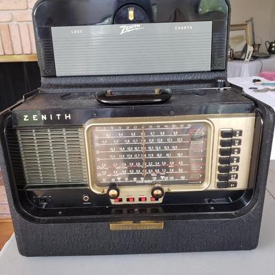 Zenith Transoceanic Radio
