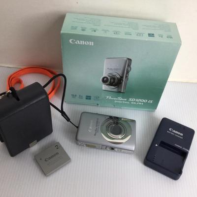 1744 Canon Powershot SD1200 IS Digital Elph Lot