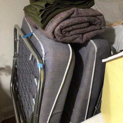 1755 Folding Cot Extra Bed & 2 Wool blankets
