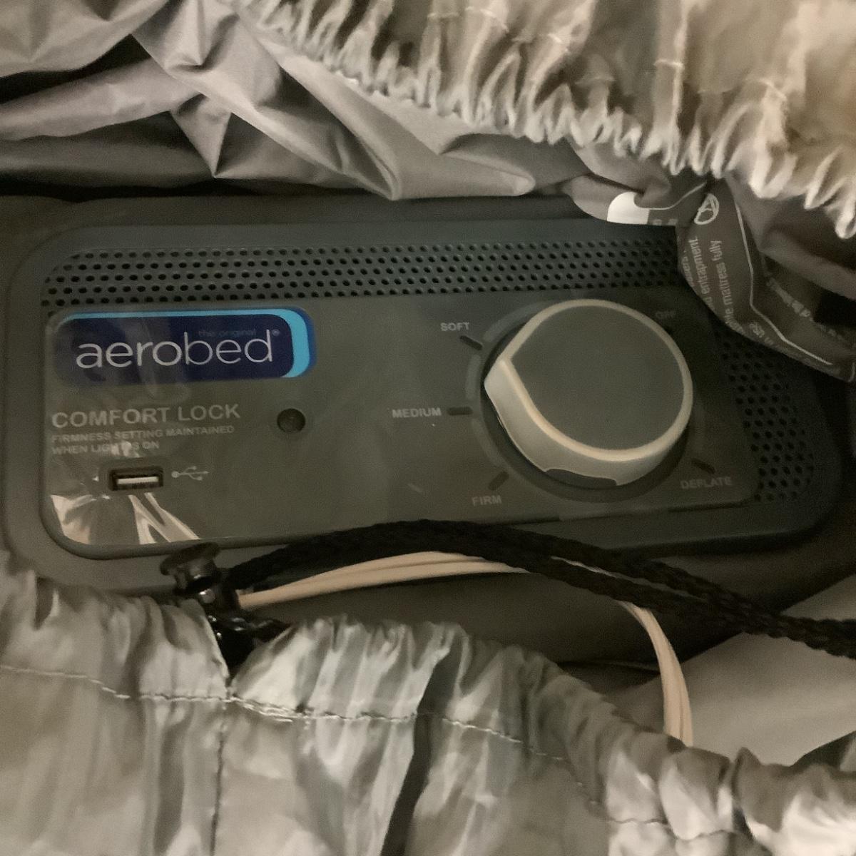 234 Aerobed Comfort Lock Queen 18" Air Mattress features Builtin Dual