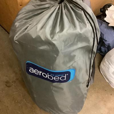 234 Aerobed Comfort Lock Queen 18" Air Mattress features Built-in Dual Pump