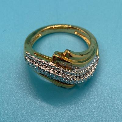 Two Tone 1/4 ct Diamond Dinner Ring 7 1/2 size