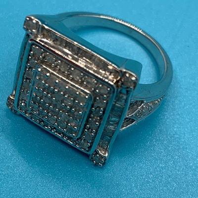 Princess Cut 1.00 ct Diamond size 8