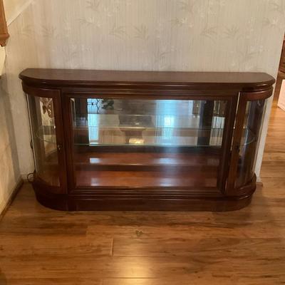 001 Mahogany Foyer Glass Curved Front Display Cabinet