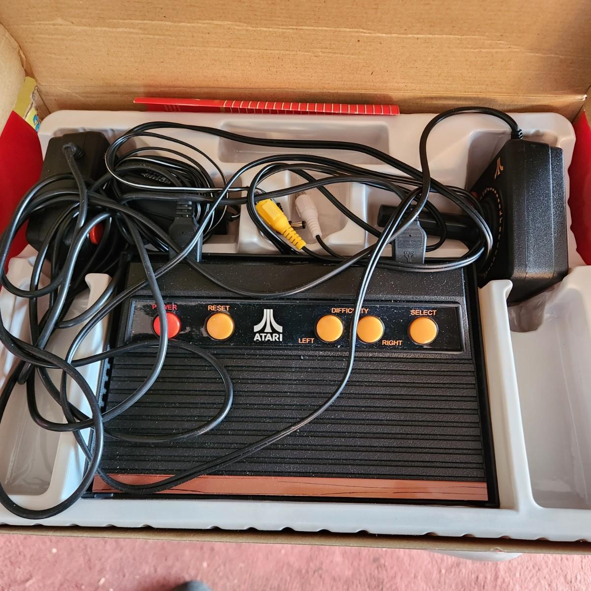 Atari Flashback 2 game. Lot 555