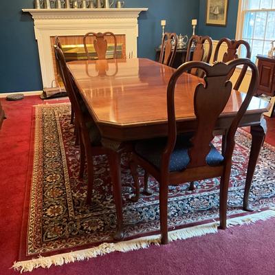 018 Queen Anne Style Pennsylvania House Cherry Dining Room Set with 8 Chairs
