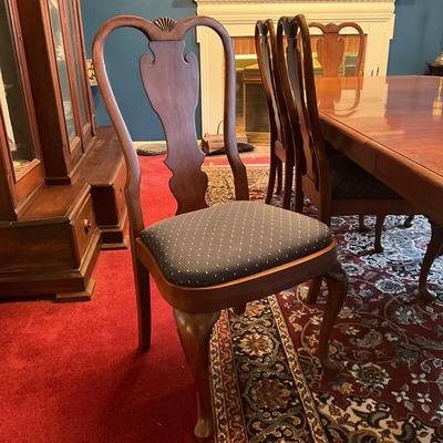 018 Queen Anne Style Pennsylvania House Cherry Dining Room Set with 8 Chairs