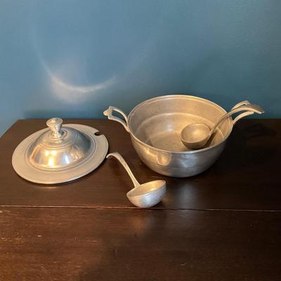 028 Wilton Armetale Tureen with Extra Ladle