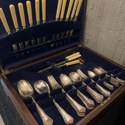 Mappin & Webb Ferth Stainless Sheffield England hand ground silverware