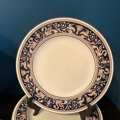 037 Set of Wedgwood Florentine Dark Blue and Black Bone China