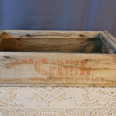 Lot 7: Vintage ORANGE CRUSH Crate