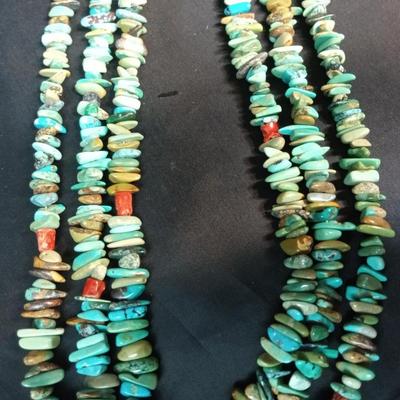 GORGEOUS NATIVE AMERICAN TRIPLE STRAND TURQUOISE NECKLACE
