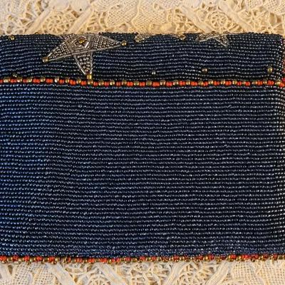 Lot 14: Vintage Red, White & Blue Beaded Clutch Purse