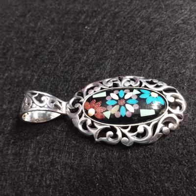 STERLING SILVER PENDANT WITH TURQUOISE ACCENTS