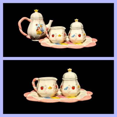 2003 12 Piece Fine Ceramic Disney Princess Tea Set - Mint Condition