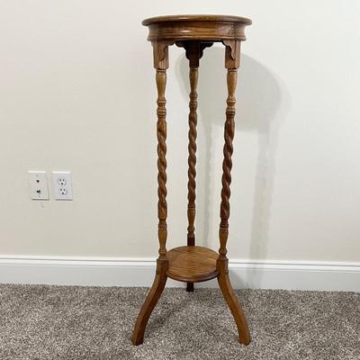 Barley Twist Oak Leg Pedestal ~ â€˜Read Details