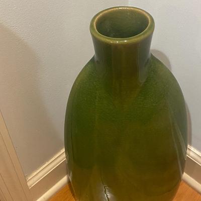 Green Ceramic Vase 18