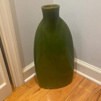 Green Ceramic Vase 18