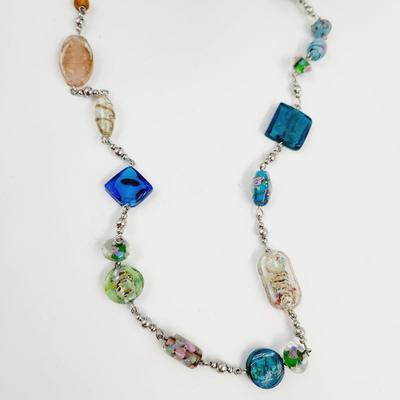 PREMIERE DESIGN BEAUTIFUL GLASS CHAIN NECKLACE