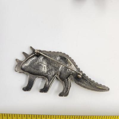TRICERATOPS PEWTER PIN / BROOCH