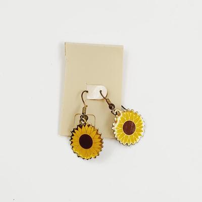 FANTASTIC SUNFLOWER DANGLE EARRINGS
