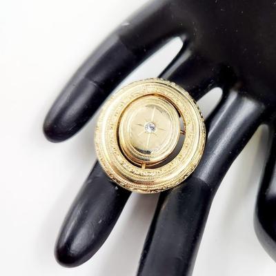 VINTAGE AVON GOLD TONED "LOCKET" W/ SPACE FOR PICTURE PENDANT / PIN