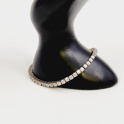 FANTASTIC STERLING & WHITE CRYSTAL TENNIS BRACELET