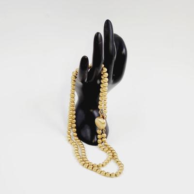 VINTAGE GOLD TONED SARAH COVENTRY CLASP NECKLACE