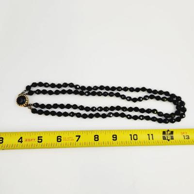 ANTIQUE GOLD TONED BLACK STONE BEAUTIFUL NECKLACE
