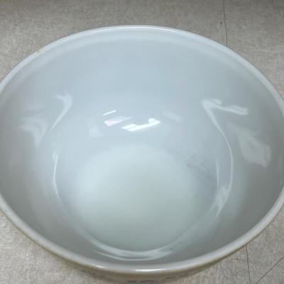 Homestead Vintage Pyrex Nesting Bowls (K-RG)
