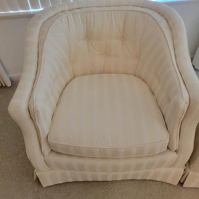 Pair of Henredon Upholstered Chairs (LR-DW)