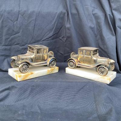 VINTAGE MODEL-T THEMED BOOK ENDS IN ONYX