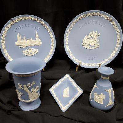Wedgewood Jasperware - 5 pieces