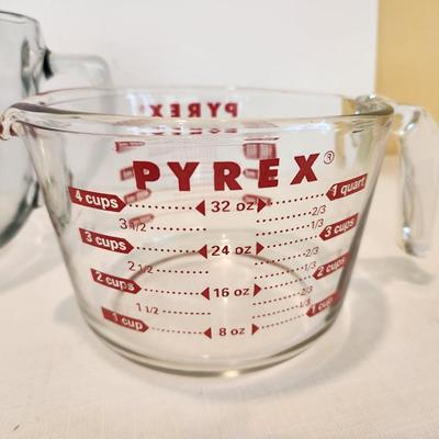 Lot #58 Lot of Measuring Cups - PYREX and Anchor Hocking