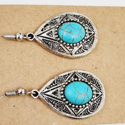 FANTASTIC SILVER TONED TURQUOISE DANGLE EARRINGS