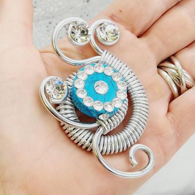 HANDCRAFTED TURQUOISE PENDANT