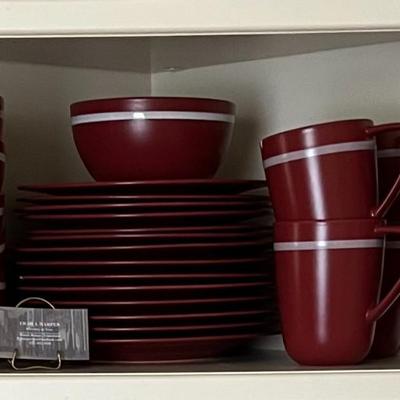 Emeril Lagasse 26 Piece China Set