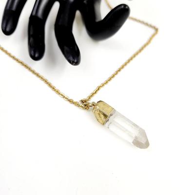 GOLD TONED WRAPPED CRYSTAL NECKLACE