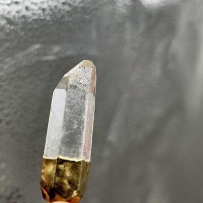 GOLD TONED WRAPPED CRYSTAL NECKLACE