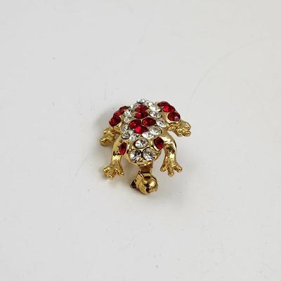 GOLD TONED FROG RHINESTONE BROOCH