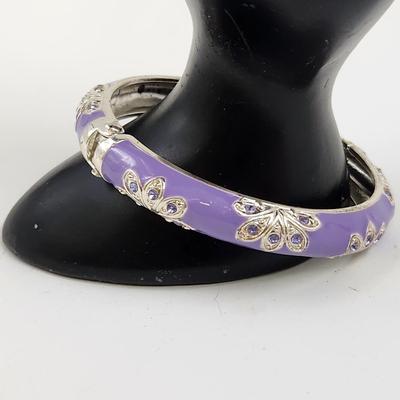 PURPLE & SILVER TONED HINDGE BRACELET