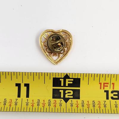 GOLD TONED & AMETHYST HEART PIN