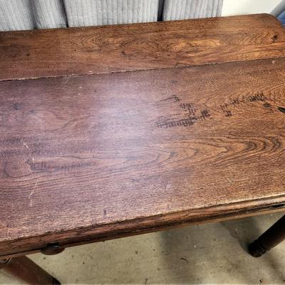 Lot #67  Antique Oak Table - 1 drawer