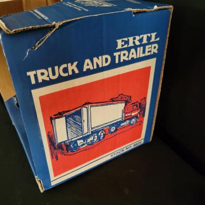 Ertl Toys Eckrich Truck and Trailer NIB (FR-DW)