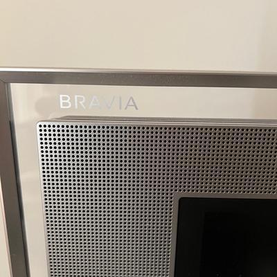 Sony KDL-40XBR2 40” Bravia Color TV (FR-MK)