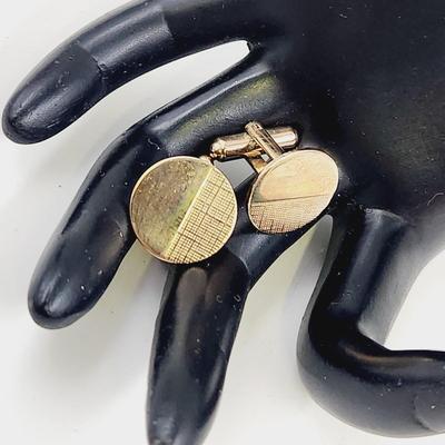 VINTAGE GOLD TONED CUFF LINKS