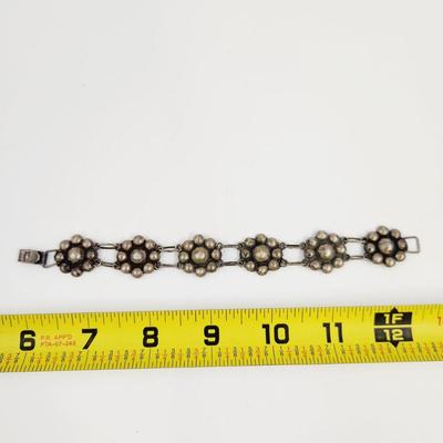 MEXICAN SILVER FLOWER BRACELET
